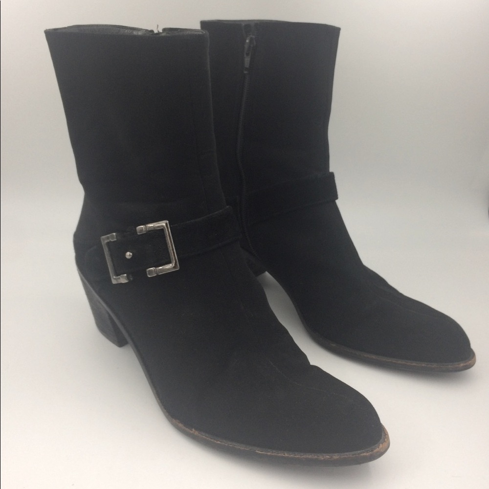 Stuart Weitzman Waterproof Heeled Boots
